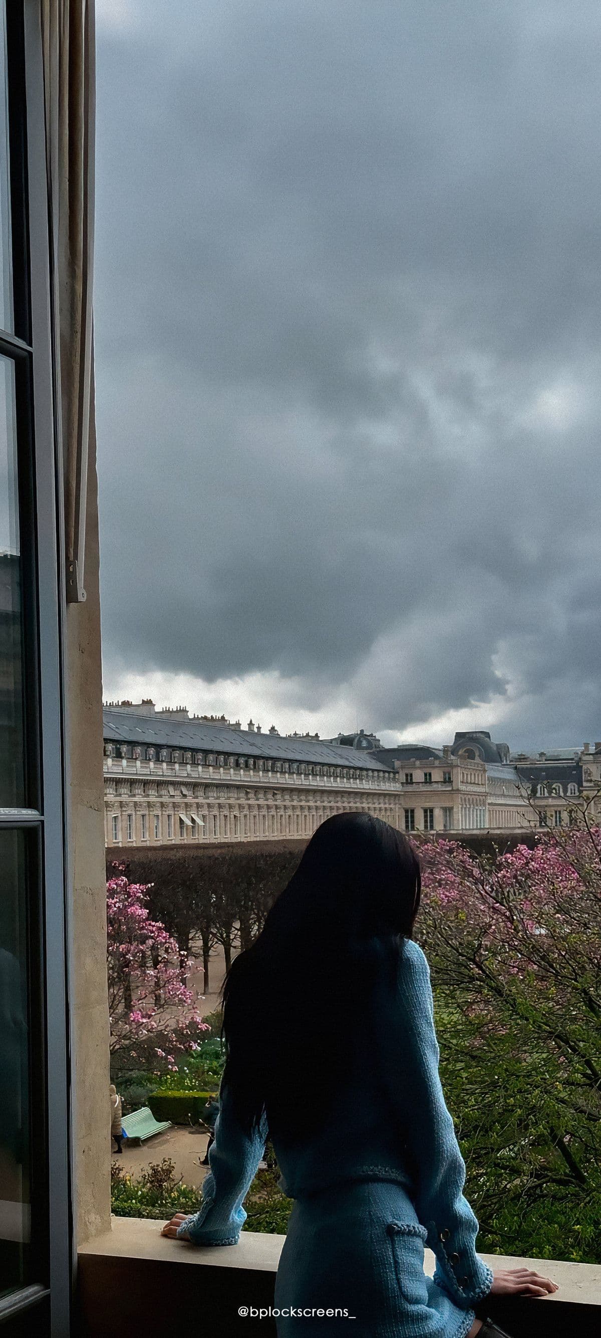 Sau Khi Tìm Thấy Con Trai Đang Chơi Trốn Tìm