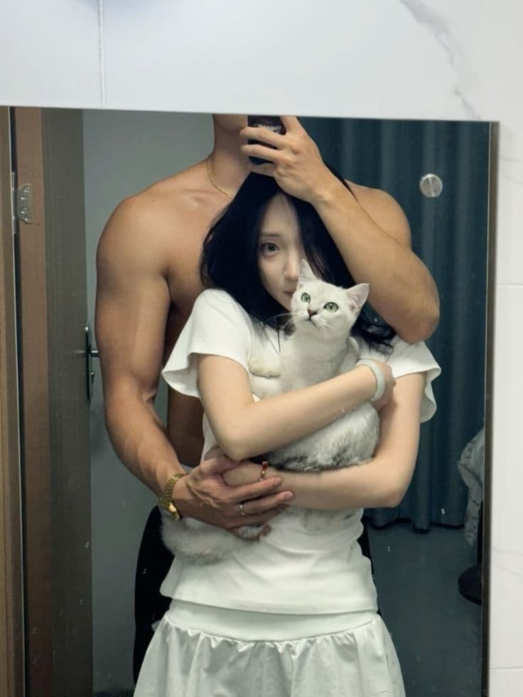 Mèo Nhỏ Của Anh